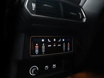 LAMBORGHINI Urus S CARBON B&O AKRAPOVIC PANO 23  STYLE