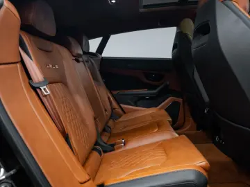 LAMBORGHINI Urus S CARBON B&O AKRAPOVIC PANO 23  STYLE