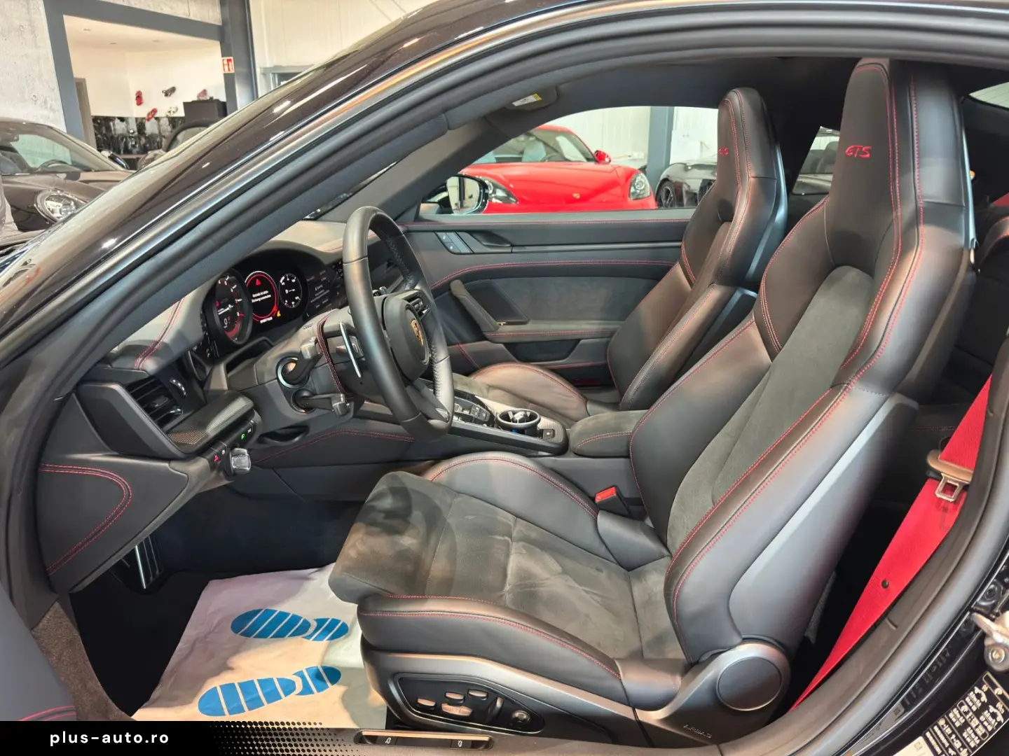 PORSCHE 911 Carrera 4 GTS PANO SHZ LED 360