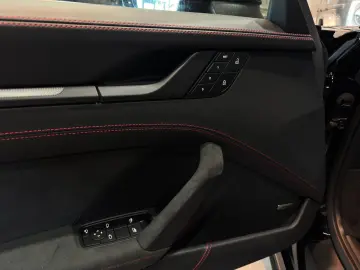 PORSCHE 911 Carrera 4 GTS PANO SHZ LED 360