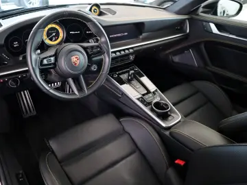 PORSCHE 992 Turbo S   InnoDrive   Lift   Approved   NEU