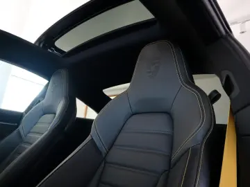 PORSCHE 992 Turbo S   InnoDrive   Lift   Approved   NEU