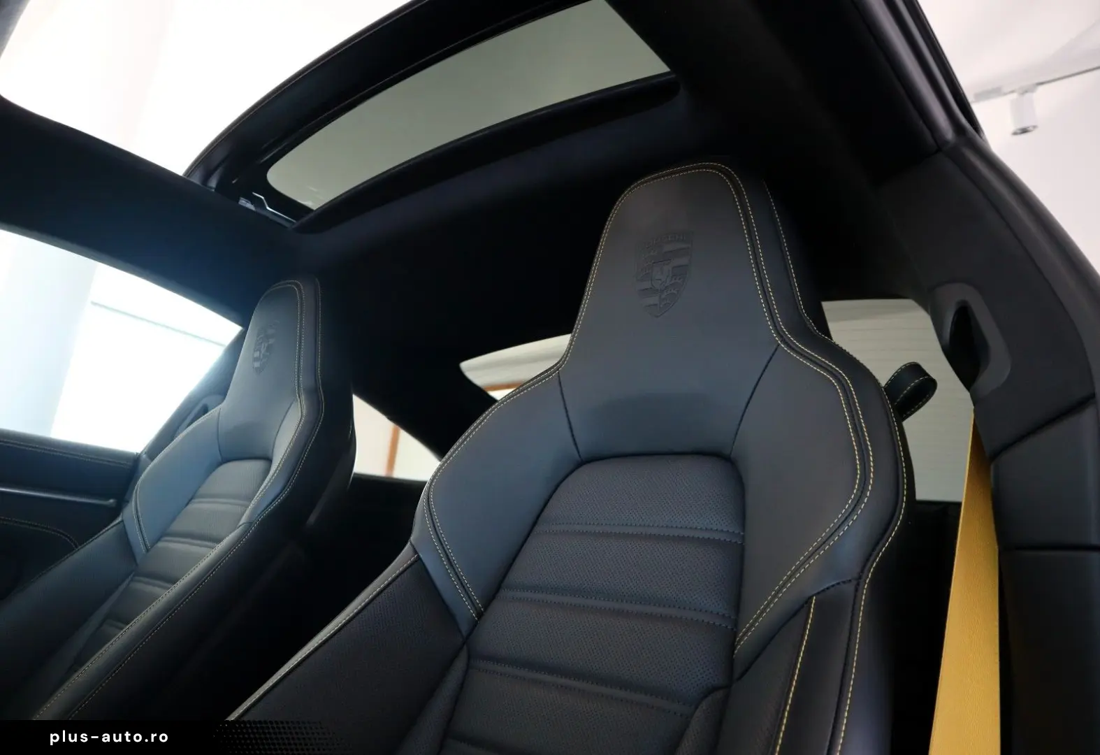 PORSCHE 992 Turbo S   InnoDrive   Lift   Approved   NEU