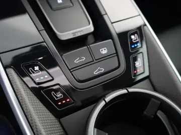 PORSCHE 992 Turbo S   InnoDrive   Lift   Approved   NEU