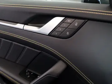 PORSCHE 992 Turbo S   InnoDrive   Lift   Approved   NEU