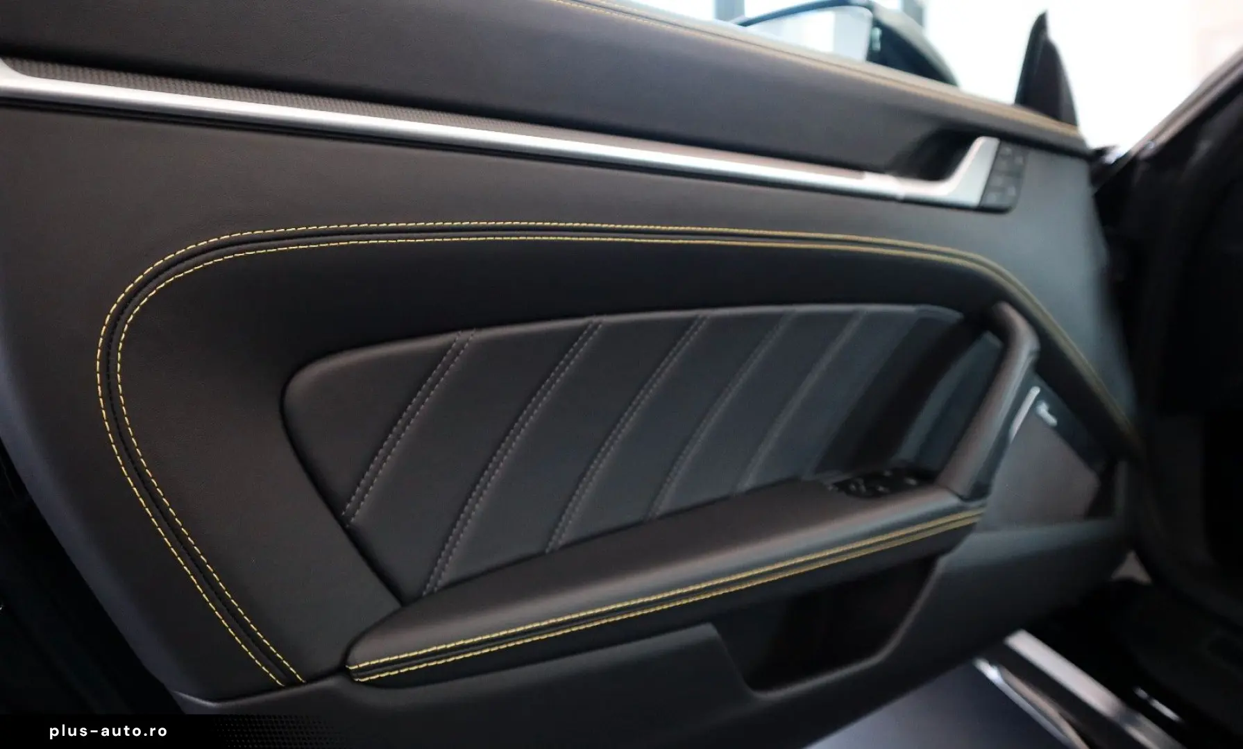 PORSCHE 992 Turbo S   InnoDrive   Lift   Approved   NEU