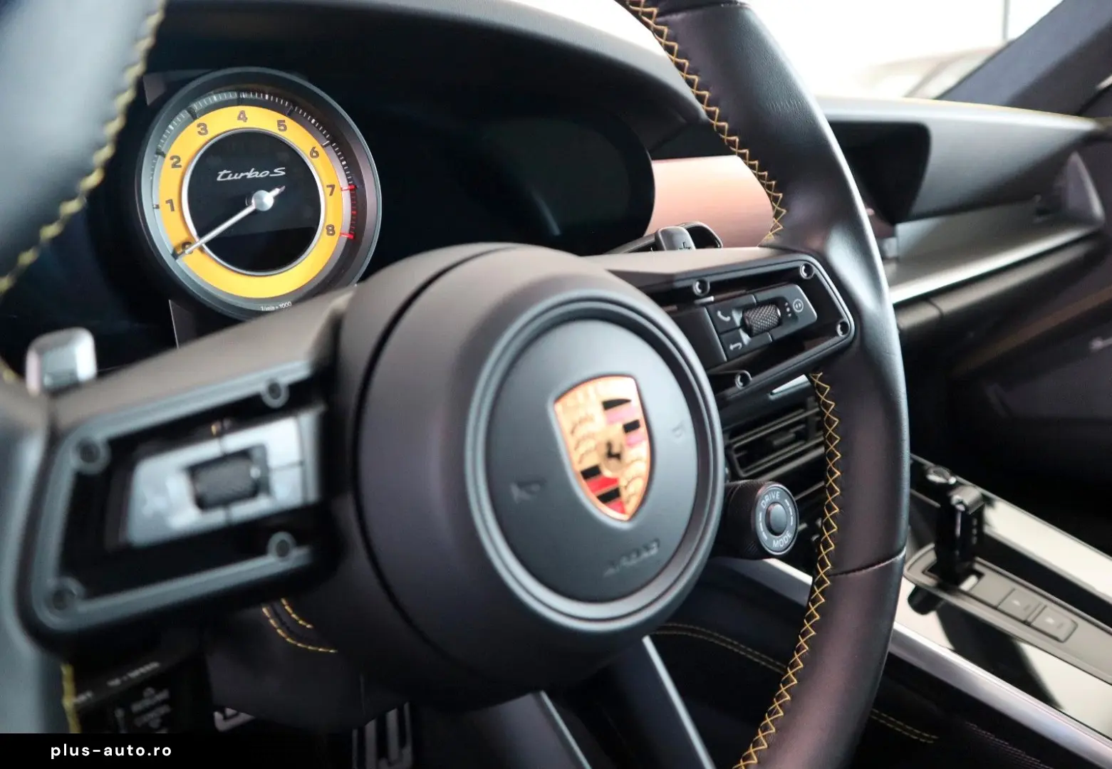 PORSCHE 992 Turbo S   InnoDrive   Lift   Approved   NEU