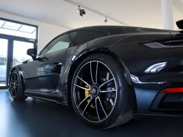 PORSCHE 992 Turbo S   InnoDrive   Lift   Approved   NEU