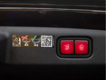 MERCEDES-BENZ E400e 4M Exclusive SuperScreen Burm 360 Ventil