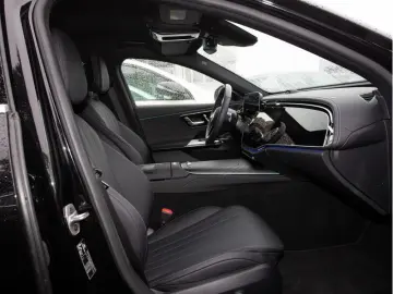 MERCEDES-BENZ E400e 4M Exclusive SuperScreen Burm 360 Ventil