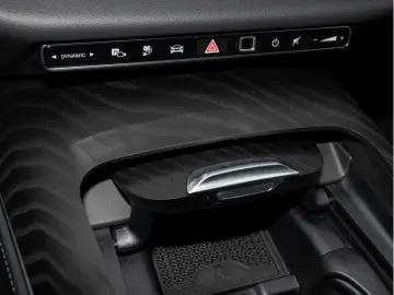 MERCEDES-BENZ E400e 4M Exclusive SuperScreen Burm 360 Ventil