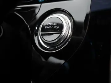 MERCEDES-BENZ E400e 4M Exclusive SuperScreen Burm 360 Ventil