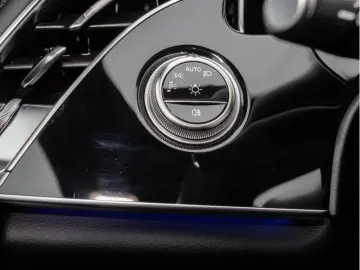 MERCEDES-BENZ E400e 4M Exclusive SuperScreen Burm 360 Ventil