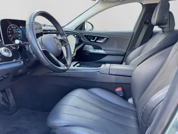 MERCEDES-BENZ E450d 4M SuperScreen Burmester Ventilation 360