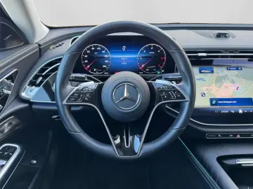 MERCEDES-BENZ E450d 4M SuperScreen Burmester Ventilation 360