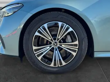 MERCEDES-BENZ E450d 4M SuperScreen Burmester Ventilation 360