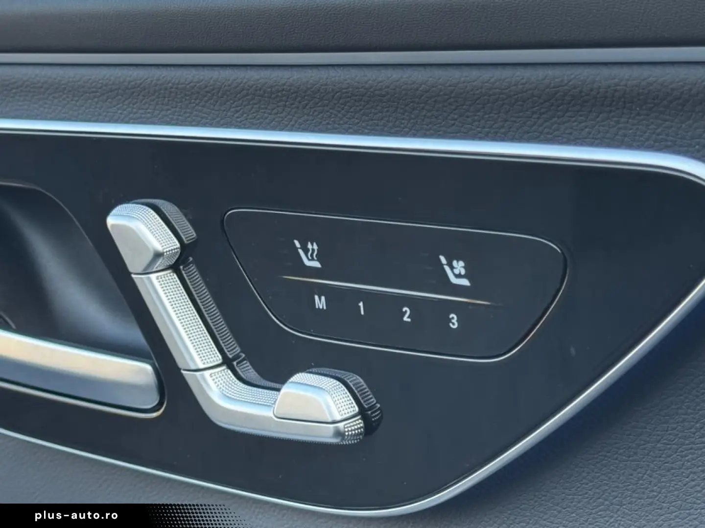 MERCEDES-BENZ E450d 4M SuperScreen Burmester Ventilation 360