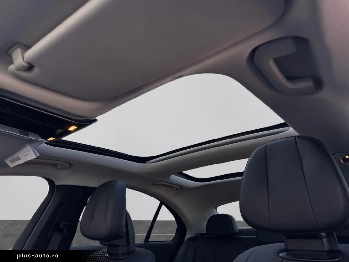 MERCEDES-BENZ E450d 4M SuperScreen Burmester Ventilation 360