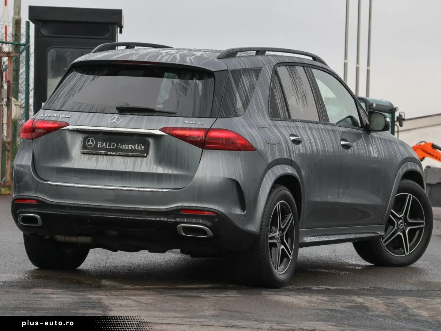 MERCEDES-BENZ GLE350de 4M AMG SoftClose Venti Burmester 360