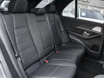 MERCEDES-BENZ GLE350de 4M AMG SoftClose Venti Burmester 360