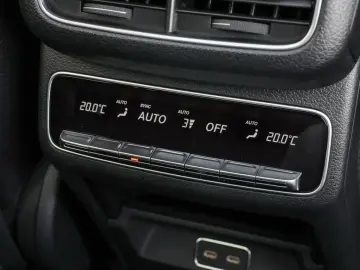 MERCEDES-BENZ GLE350de 4M AMG SoftClose Venti Burmester 360