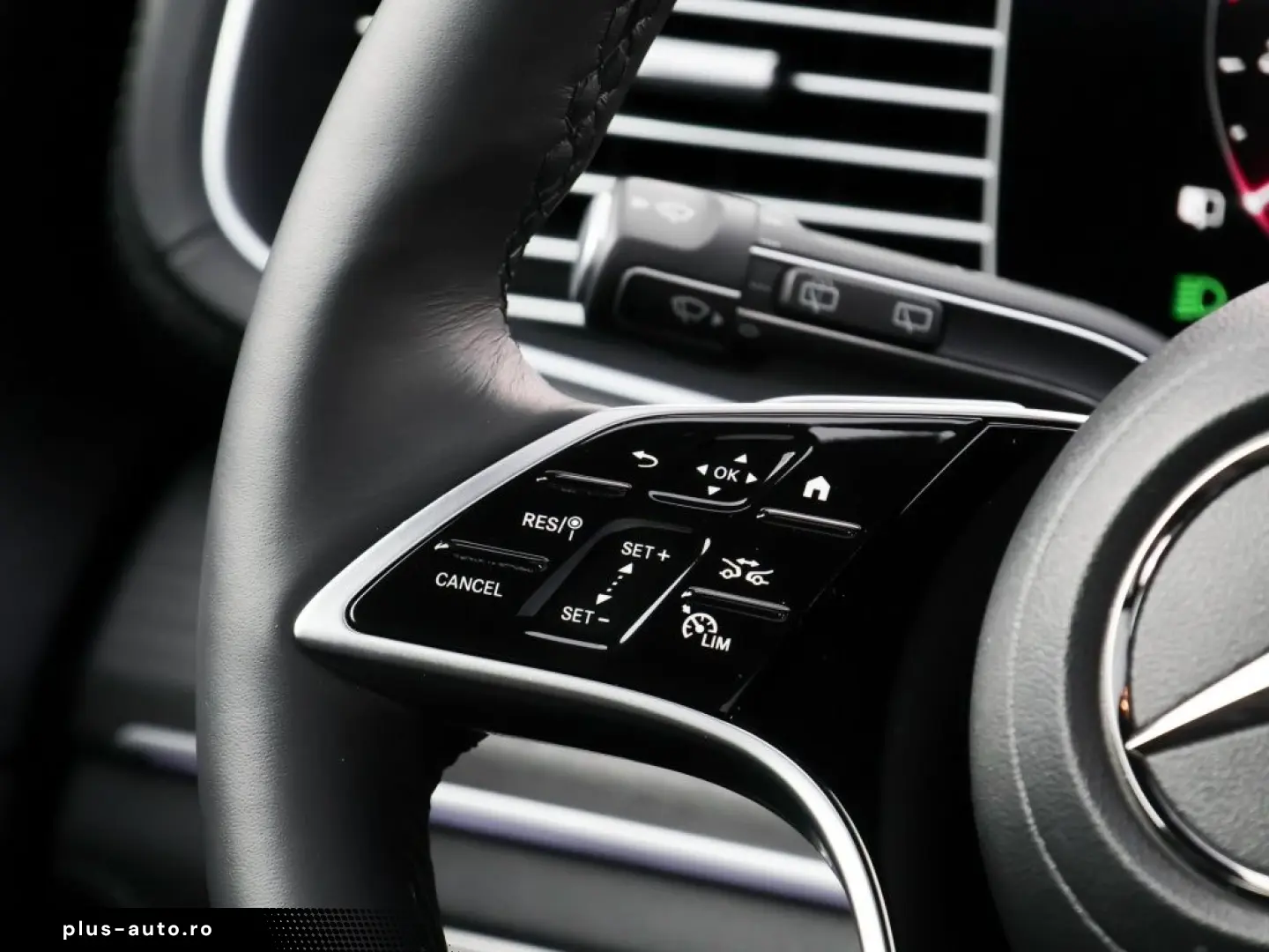 MERCEDES-BENZ GLE350de 4M AMG SoftClose Venti Burmester 360