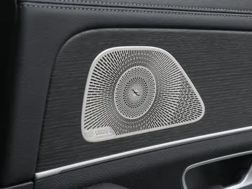 MERCEDES-BENZ GLE350de 4M AMG SoftClose Venti Burmester 360