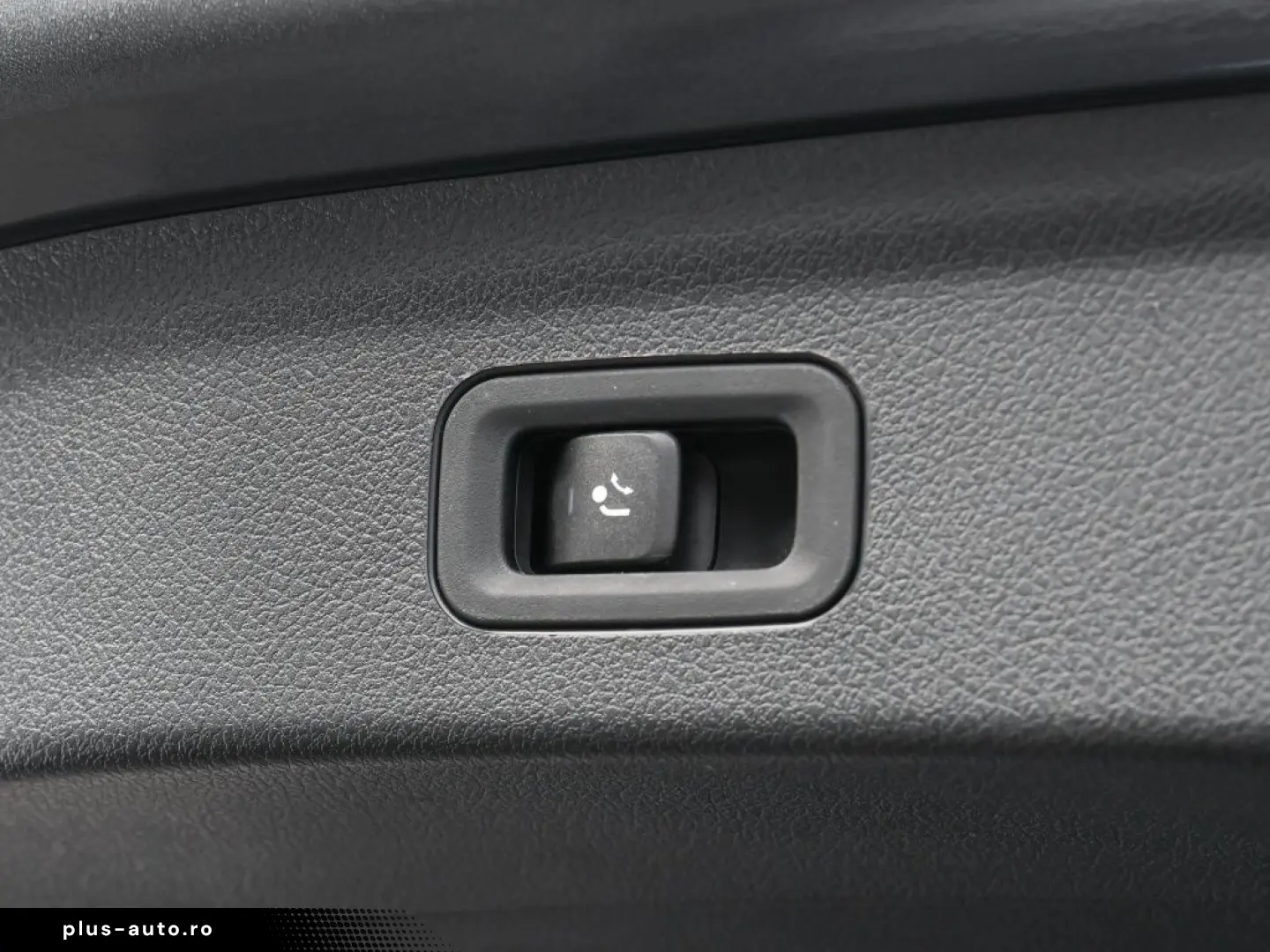 MERCEDES-BENZ GLE350de 4M AMG SoftClose Venti Burmester 360