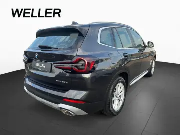 BMW X3 xDrive20d AHK Pano DAProf H K 360 StHzg Laser