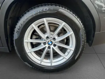 BMW X3 xDrive20d AHK Pano DAProf H K 360 StHzg Laser