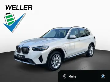 BMW X3 xDrive30e Pano HuD HiFi Kam Laser KomZu DA