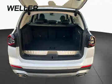 BMW X3 xDrive30e Pano HuD HiFi Kam Laser KomZu DA