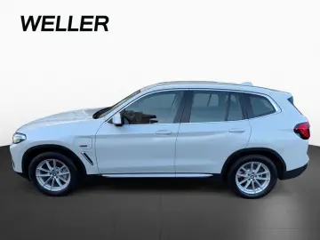 BMW X3 xDrive30e HeadUp Kamera SpoSi Bluetooth HUD
