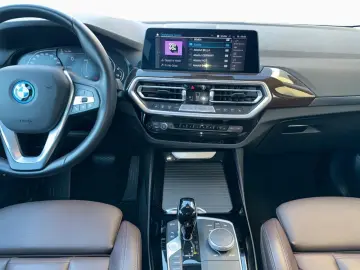 BMW X3 xDrive30e HeadUp Kamera SpoSi Bluetooth HUD