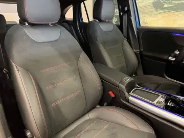 MERCEDES-BENZ GLA 200 d AMG-Line AHK  Multibeam  Distronic