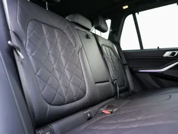 BMW X5 xDrive40d M-Sport AHK ACC PANO Sitzlüft 360