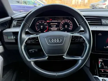 AUDI e-tron Sportback ADVANCED 55 QUATTRO 22KW PANOR