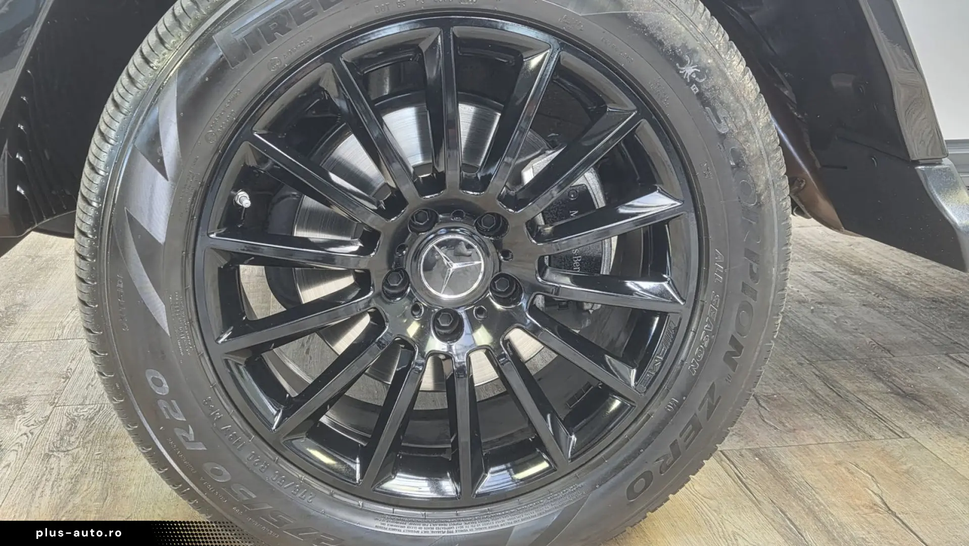 MERCEDES-BENZ G 500 AMG Night Standheizung Entertainment AHK