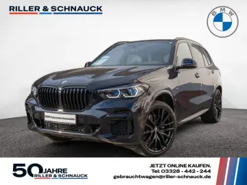 BMW X5 xDrive 40i M-Sport LASER PANO HUD LEDER H K M