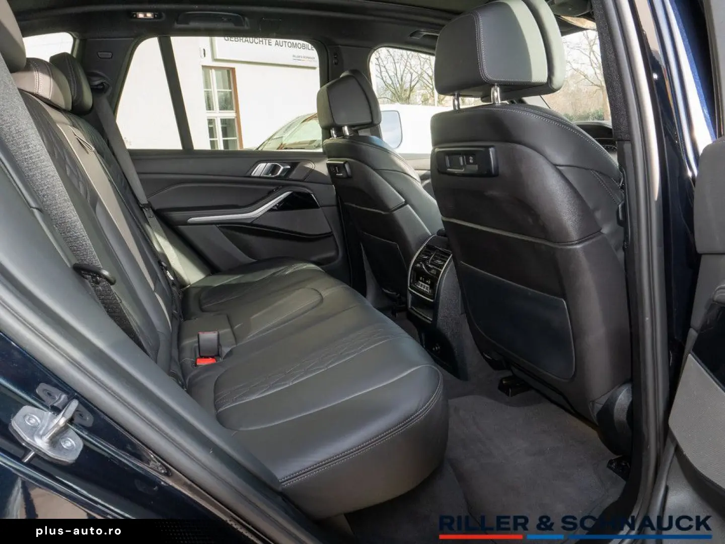 BMW X5 xDrive 40i M-Sport LASER PANO HUD LEDER H K M