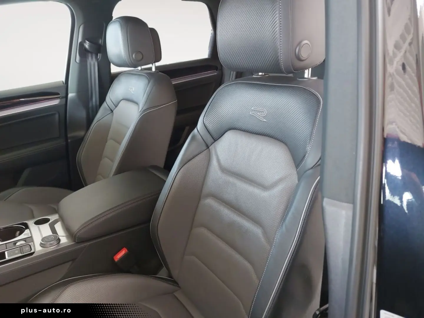 VW Touareg 3.0 V6 TDI 4Motion DPF Aut. R-Line