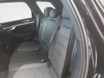 VW Touareg 3.0 V6 TDI 4Motion DPF Aut. R-Line