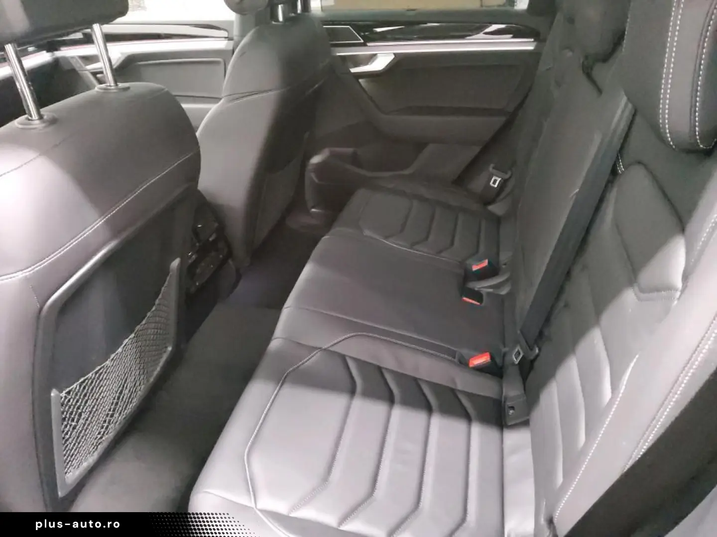 VW TOUAREG 3.0TDi R-LINE 4M IQ-LIGHT ACC PANO 360