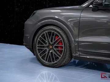 PORSCHE Cayenne S E-Hyb Coupé 2025 Sp-Design 22  HD Pano