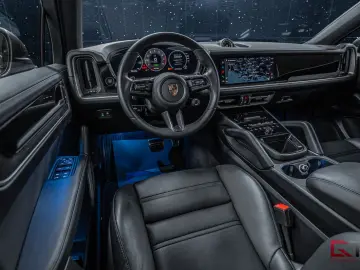 PORSCHE Cayenne S E-Hyb Coupé 2025 Sp-Design 22  HD Pano