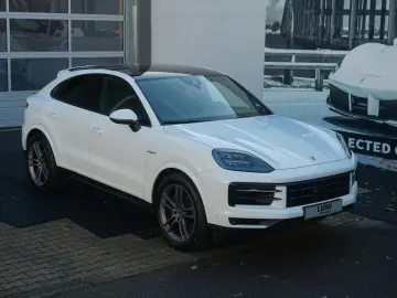 PORSCHE Cayenne Coupe E-Hybrid Luft HD Matrix BOSE 360
