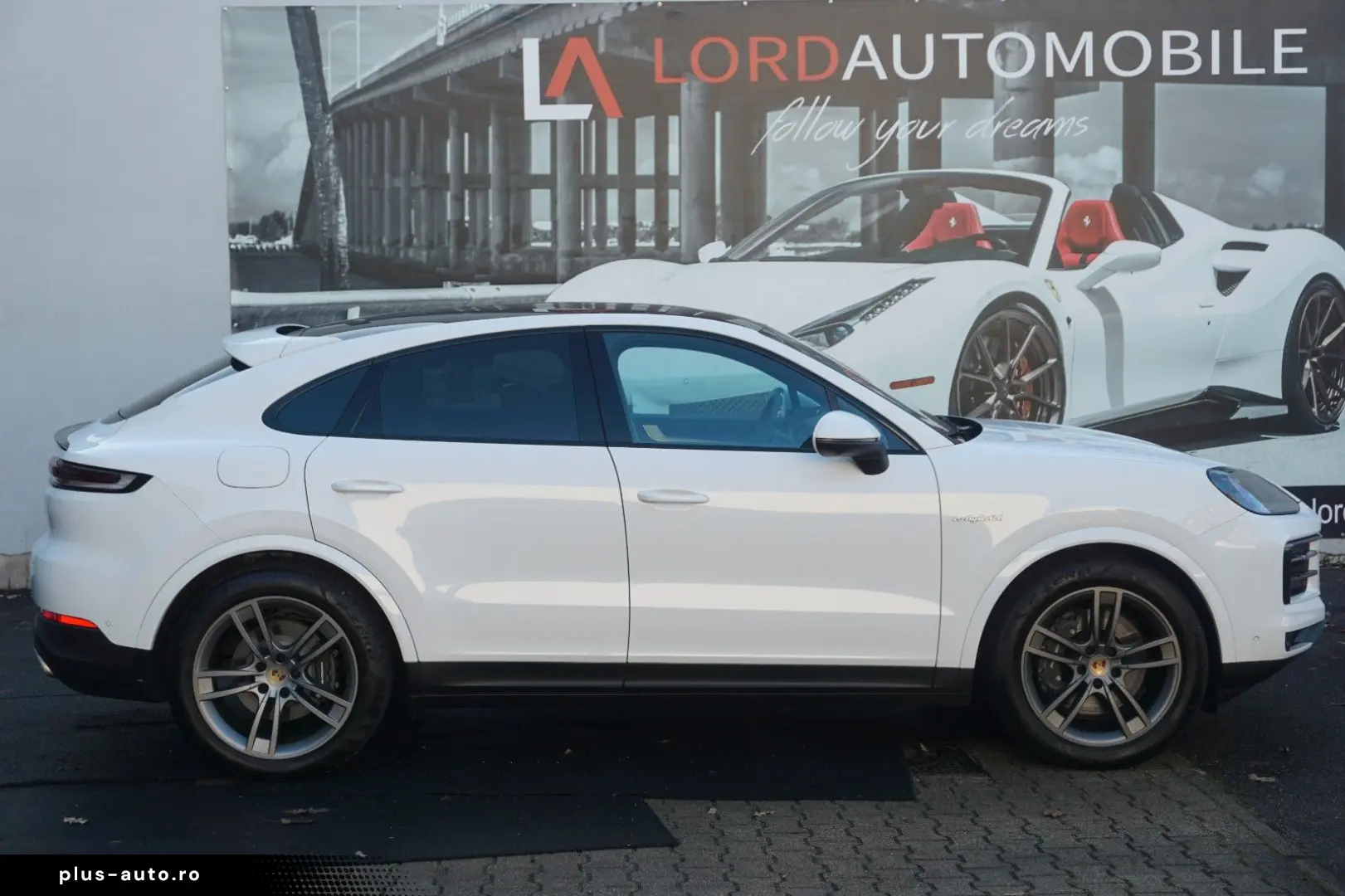 PORSCHE Cayenne Coupe E-Hybrid Luft HD Matrix BOSE 360