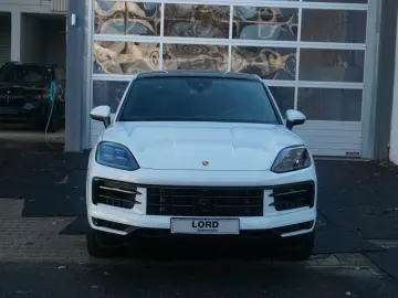 PORSCHE Cayenne Coupe E-Hybrid Luft HD Matrix BOSE 360