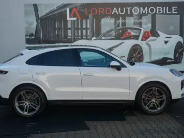 PORSCHE Cayenne Coupe E-Hybrid Luft HD Matrix BOSE 360