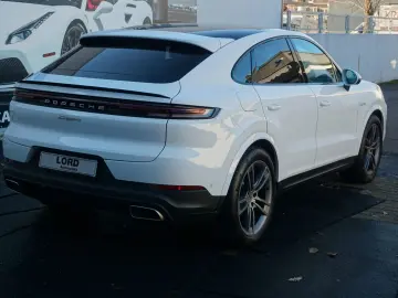 PORSCHE Cayenne Coupe E-Hybrid Luft HD Matrix BOSE 360
